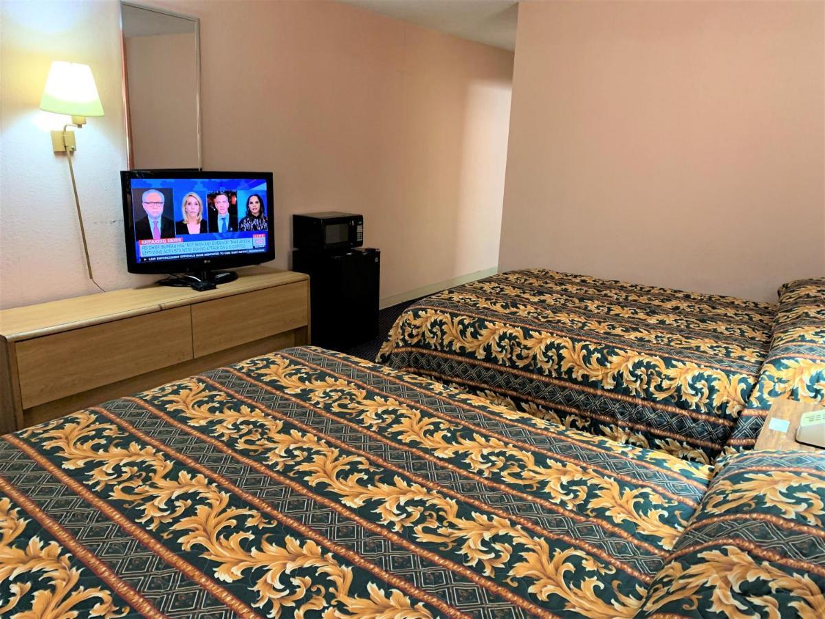 Red Carpet Inn & Suites Lima -Listing Partner Eksteriør bilde