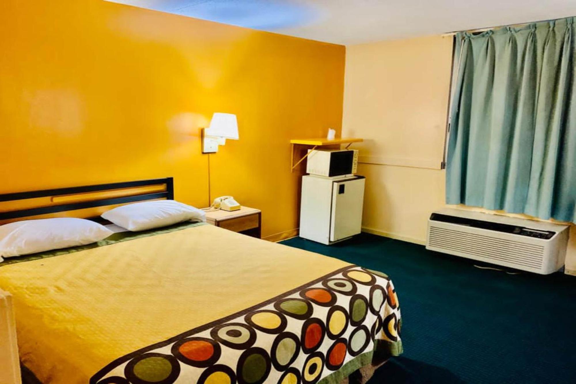Red Carpet Inn & Suites Lima -Listing Partner Eksteriør bilde