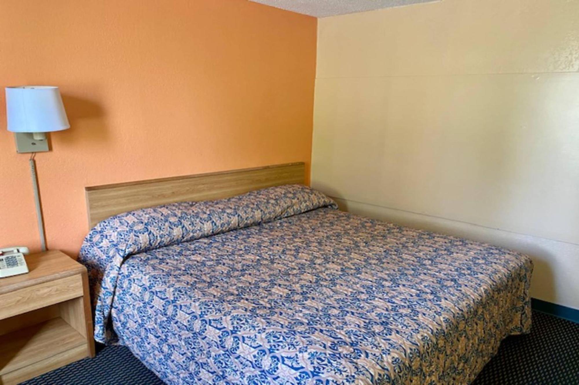 Red Carpet Inn & Suites Lima -Listing Partner Eksteriør bilde