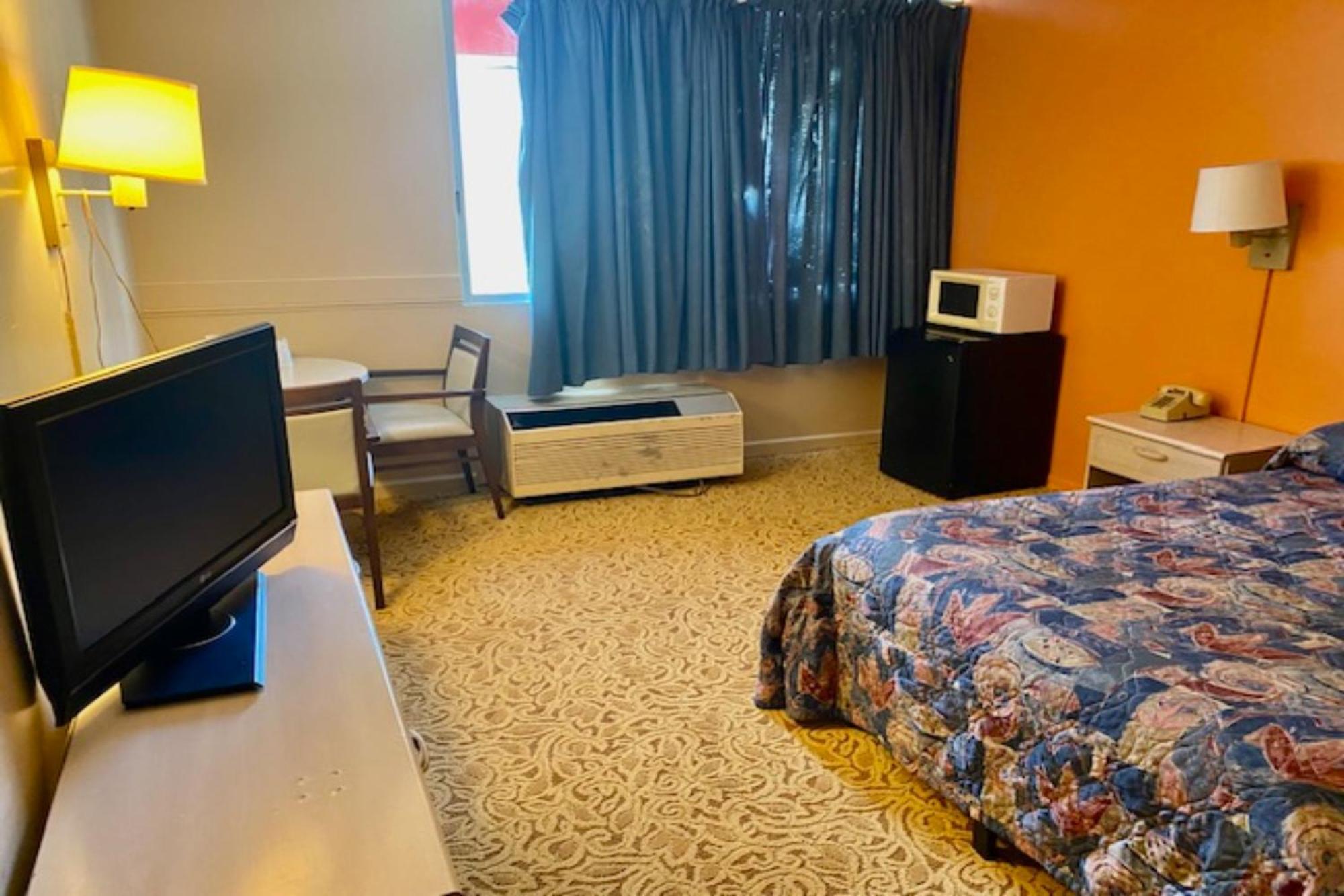 Red Carpet Inn & Suites Lima -Listing Partner Eksteriør bilde