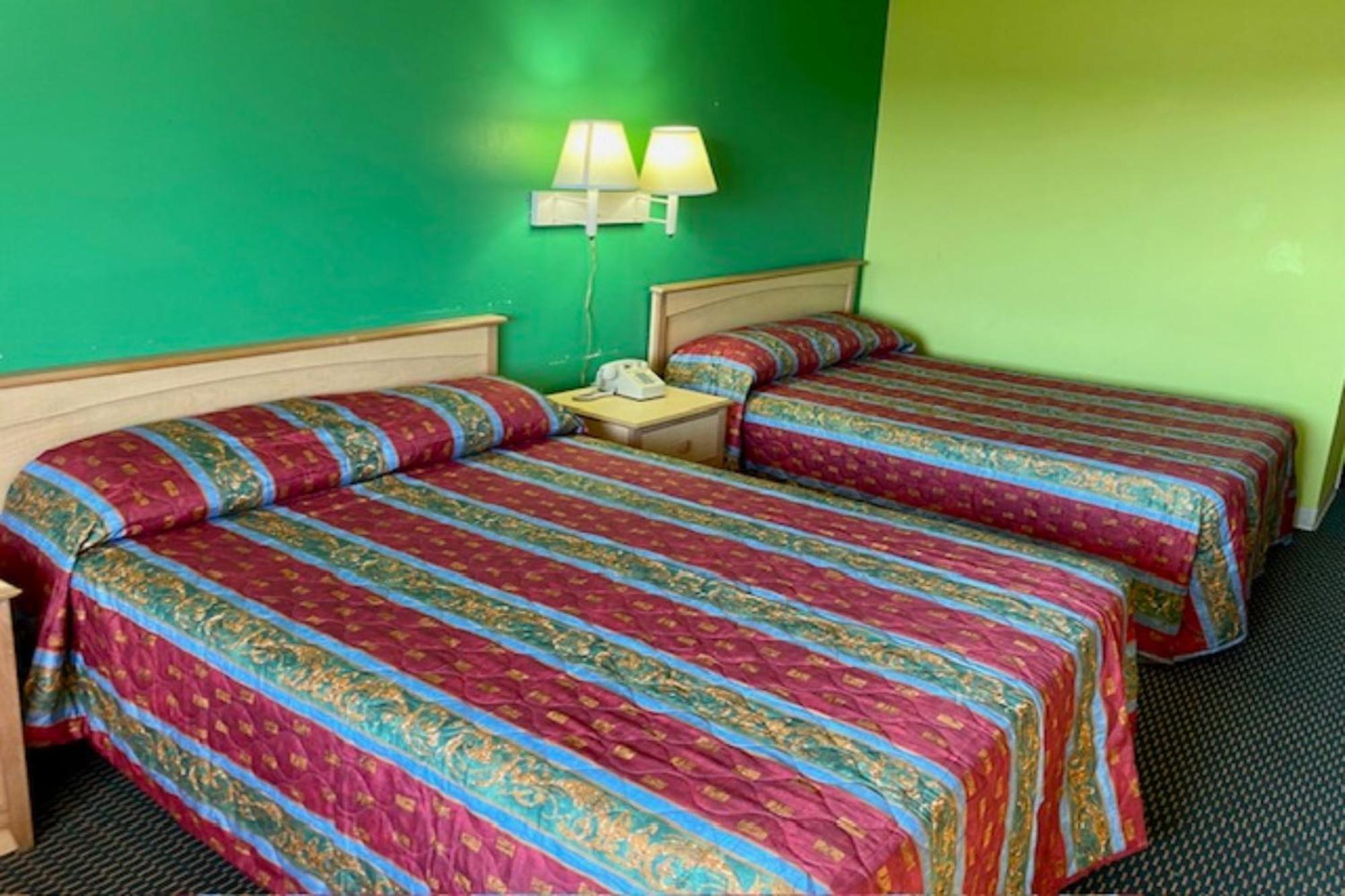 Red Carpet Inn & Suites Lima -Listing Partner Eksteriør bilde